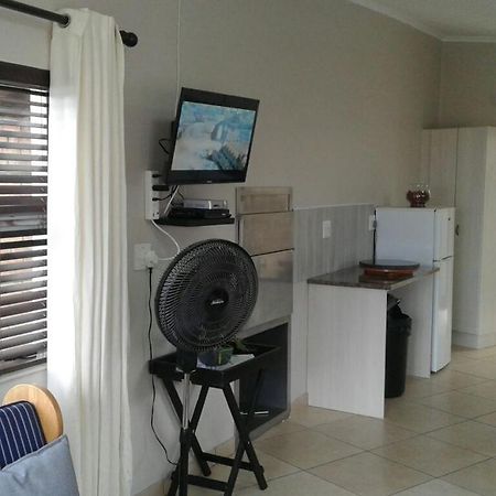 Appartement Madiolyn à Jeffreys Bay Extérieur photo