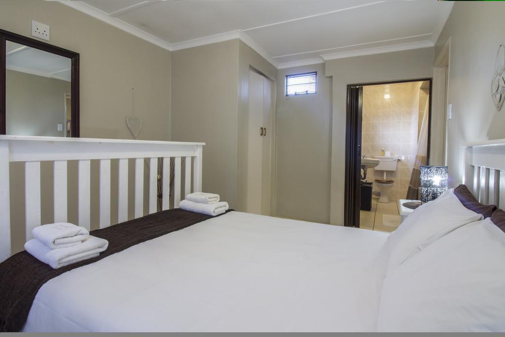 Appartement Madiolyn à Jeffreys Bay Extérieur photo