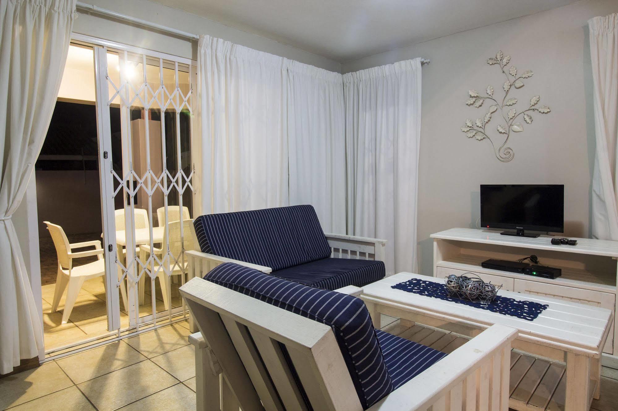 Appartement Madiolyn à Jeffreys Bay Extérieur photo