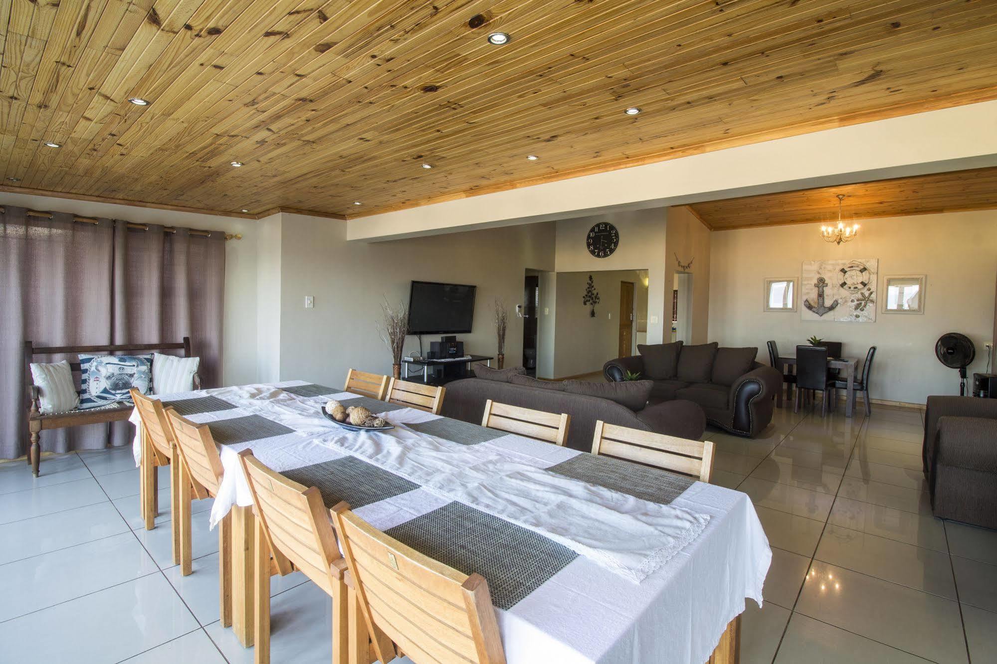 Appartement Madiolyn à Jeffreys Bay Extérieur photo